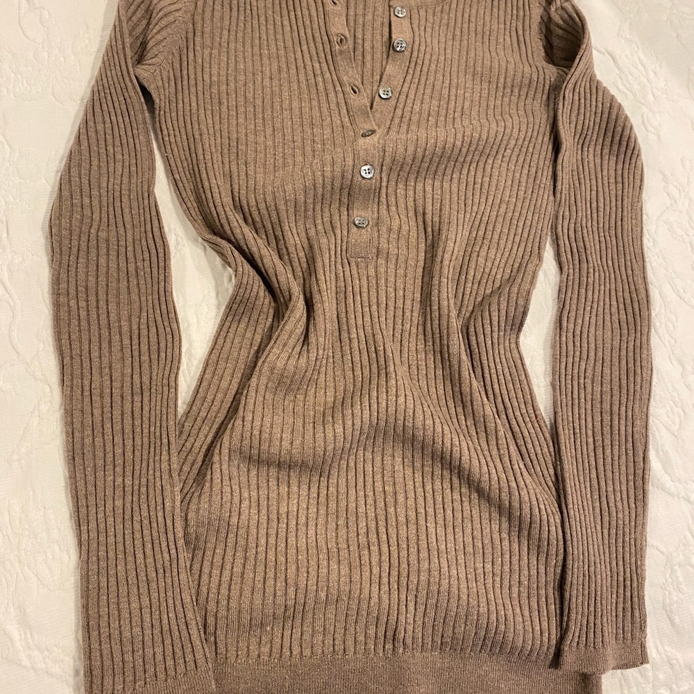 HP🎊🎊🤎Vince sweater great condition 🤎size XS fit between XS-S - Picture 6 of 7